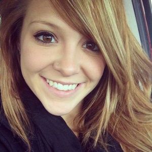 Meet your Posher, Lily